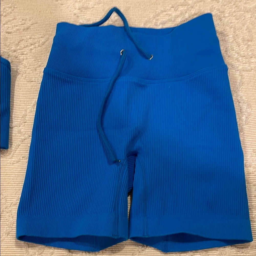 Electric Blue Ribbed Shorts and sports bra - Picture 2 of 4